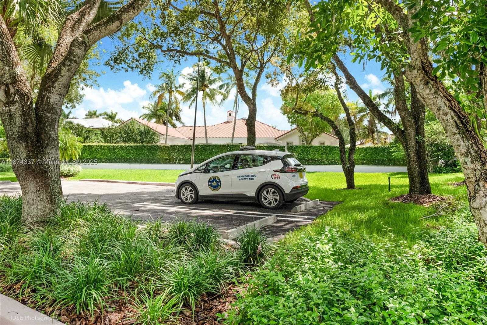 Small Image of 277 VELEROS CT, Coral Gables Number 57