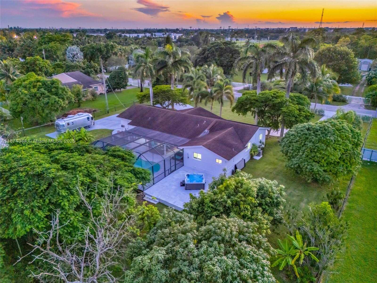 Small Image of 24401 SOUTH WEST 123RD AVE, Homestead Number 10