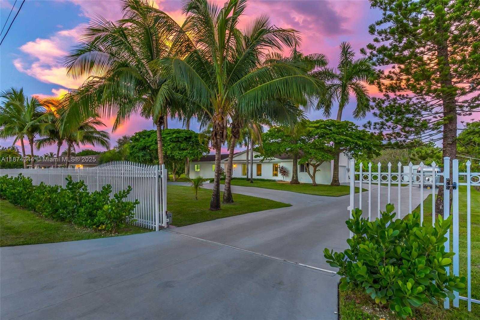 Small Image of 24401 SOUTH WEST 123RD AVE, Homestead Number 40