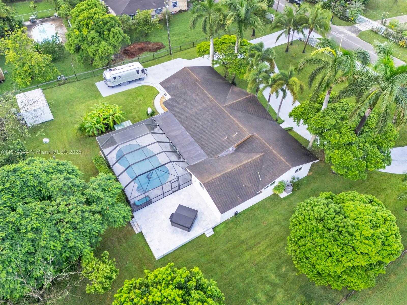 Small Image of 24401 SOUTH WEST 123RD AVE, Homestead Number 60