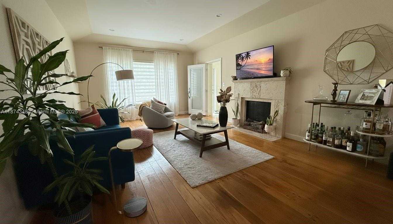 Small Image of 40 SOUTH WEST 30TH RD, Miami Number 30