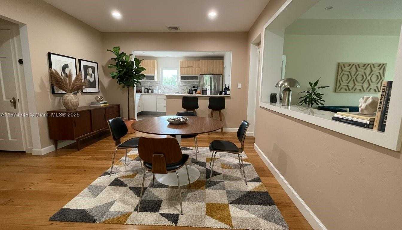 Small Image of 40 SOUTH WEST 30TH RD, Miami Number 33