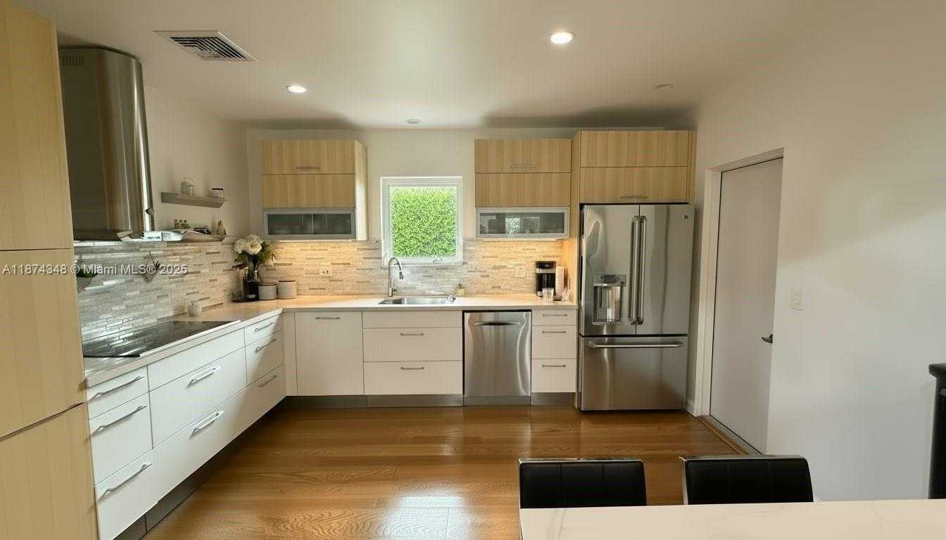Small Image of 40 SOUTH WEST 30TH RD, Miami Number 35