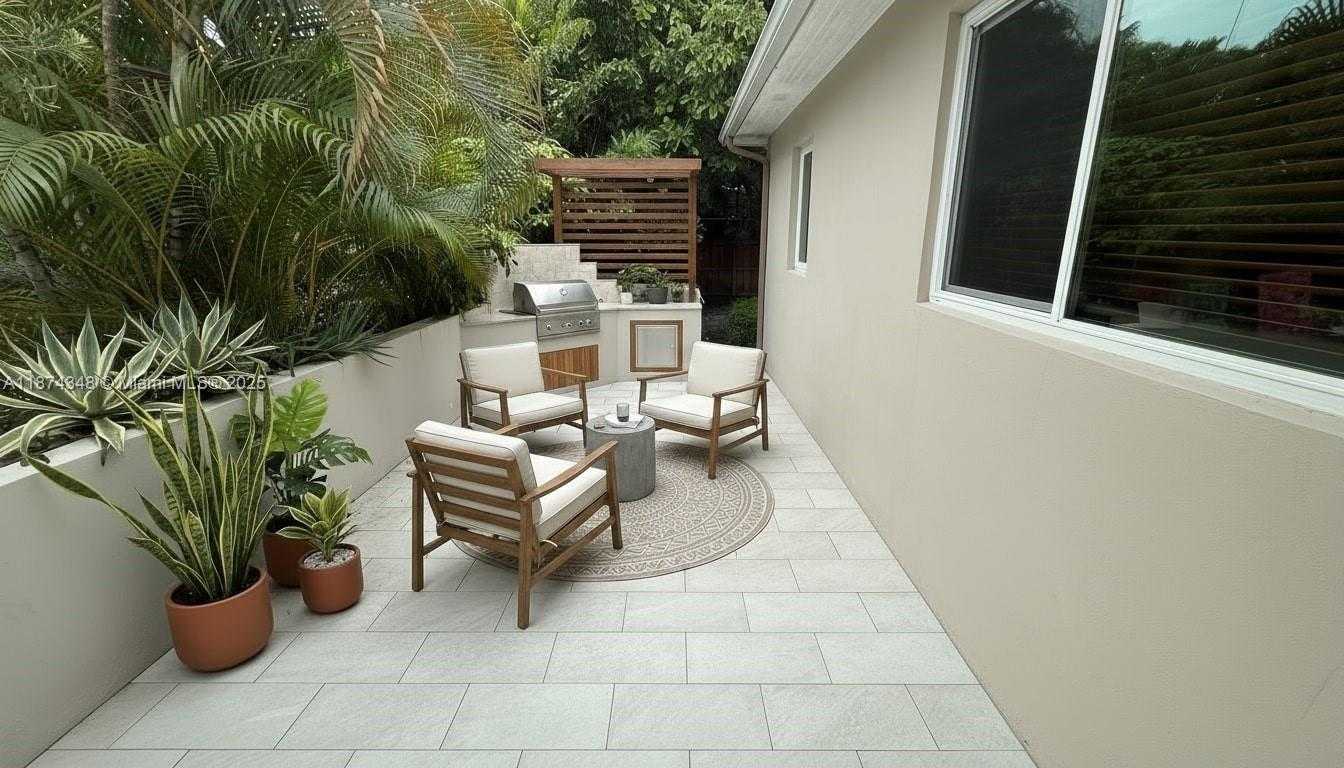 Small Image of 40 SOUTH WEST 30TH RD, Miami Number 50