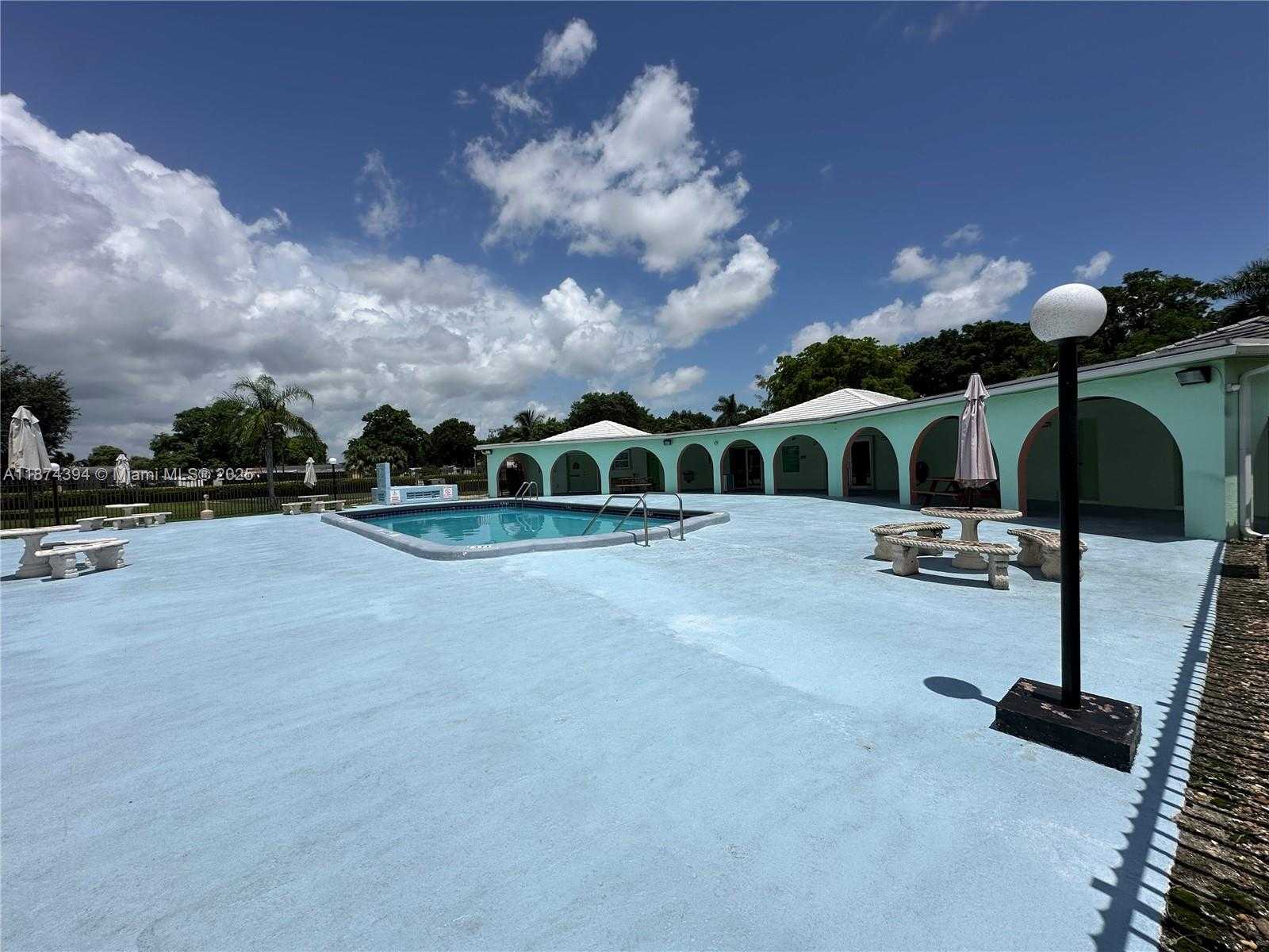 Small Image of 35250 SOUTH WEST 177 CT, Homestead Number 22