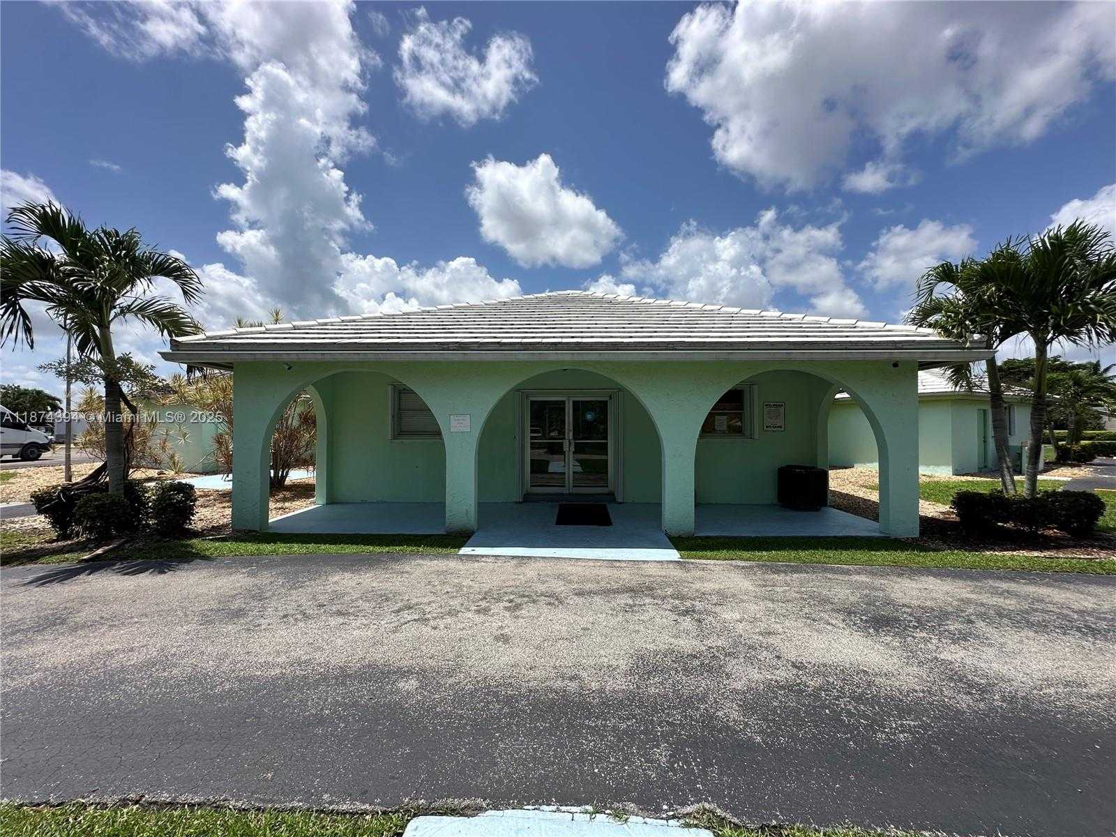 Small Image of 35250 SOUTH WEST 177 CT, Homestead Number 26