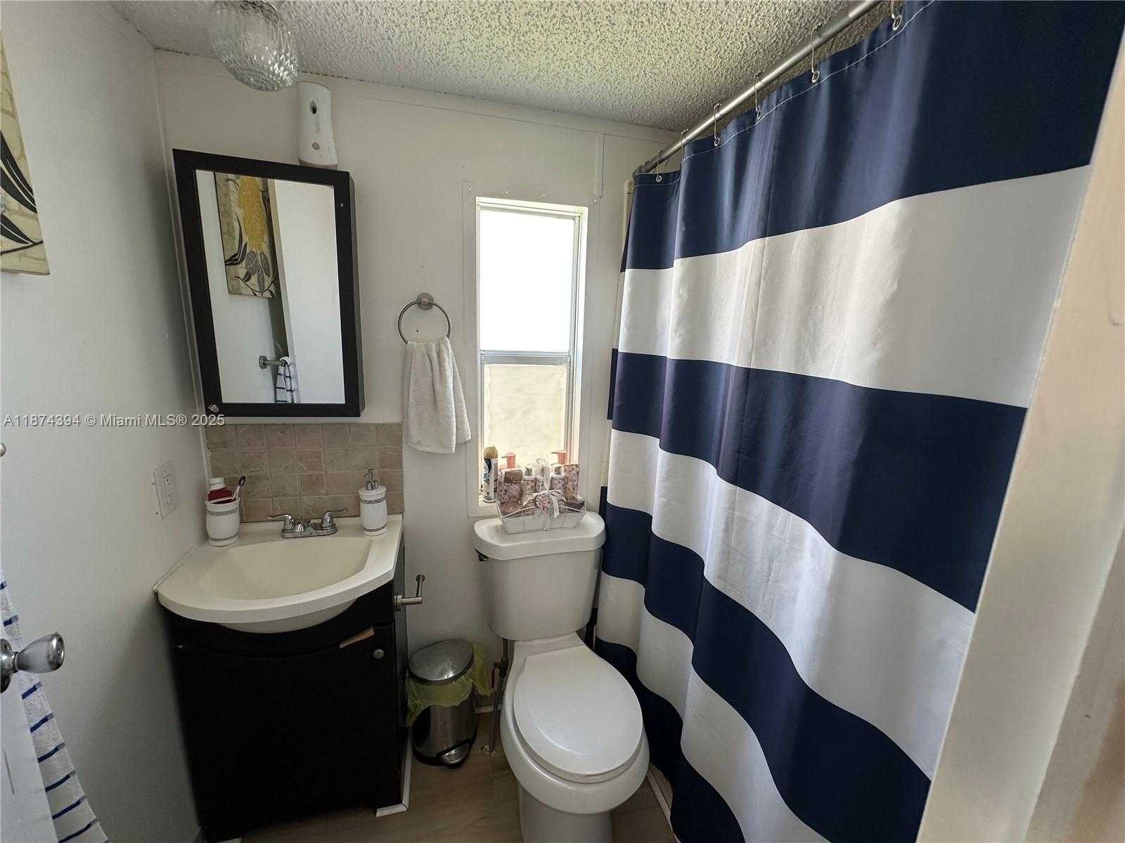 Small Image of 35250 SOUTH WEST 177 CT, Homestead Number 5