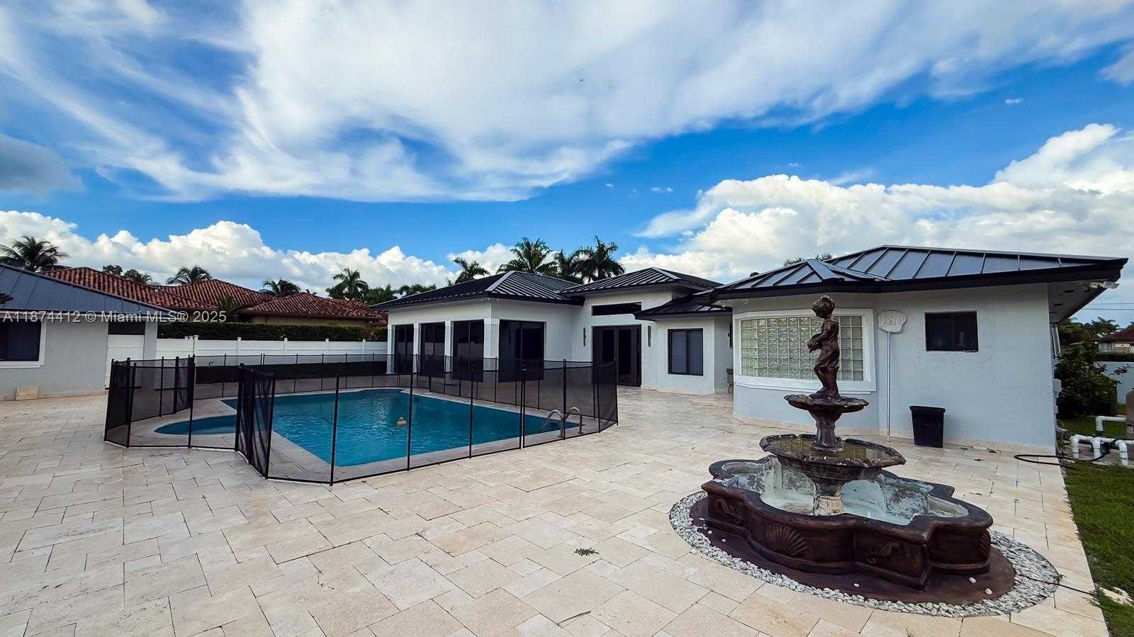 Small Image of 350 NORTH WEST 124TH AVE, Miami Number 15