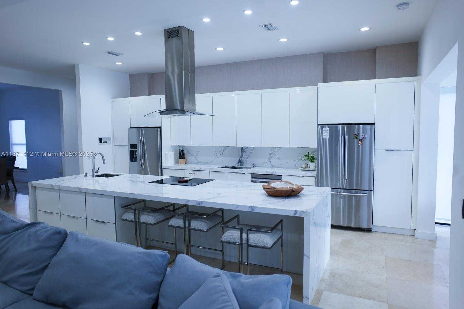 Small Image of 350 NORTH WEST 124TH AVE, Miami Number 25