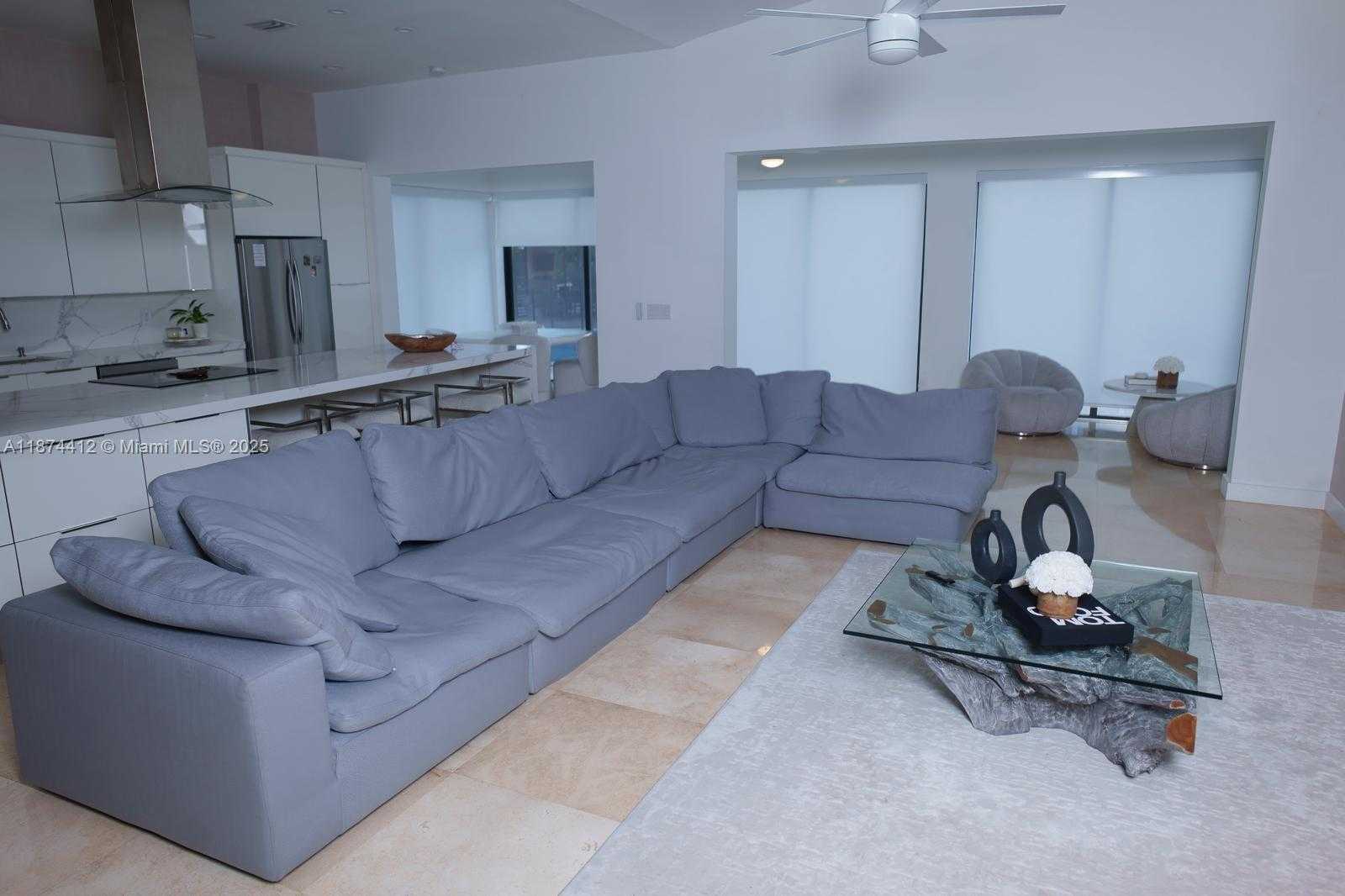 Small Image of 350 NORTH WEST 124TH AVE, Miami Number 33