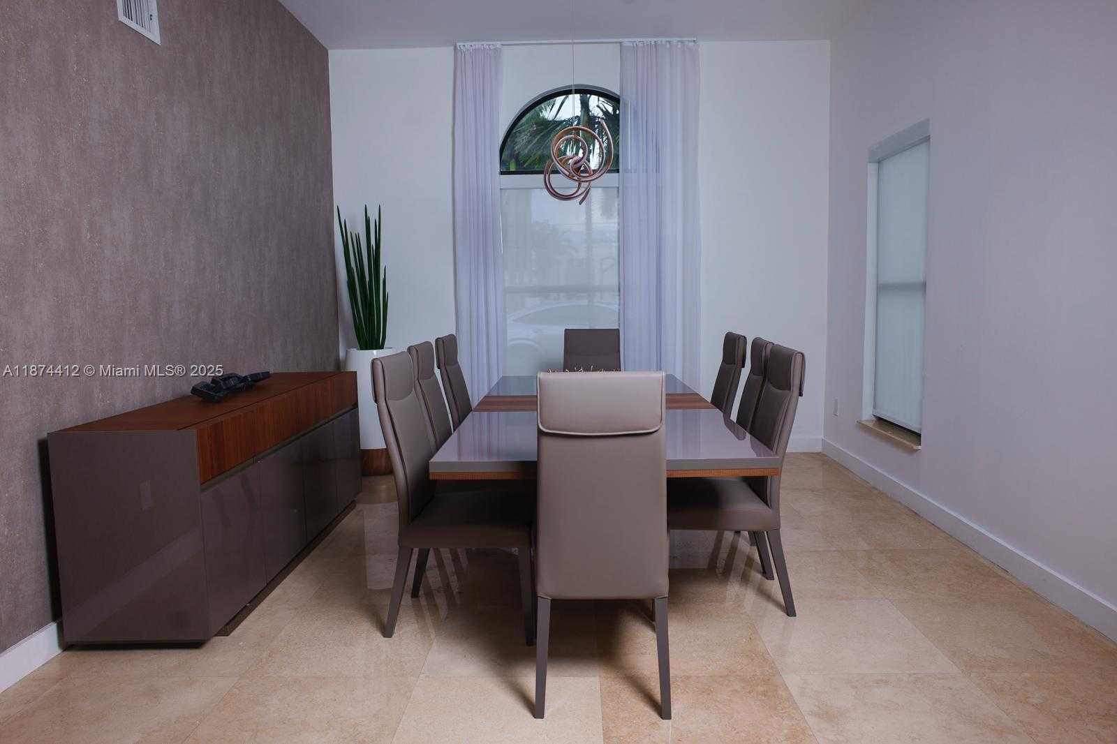 Small Image of 350 NORTH WEST 124TH AVE, Miami Number 39