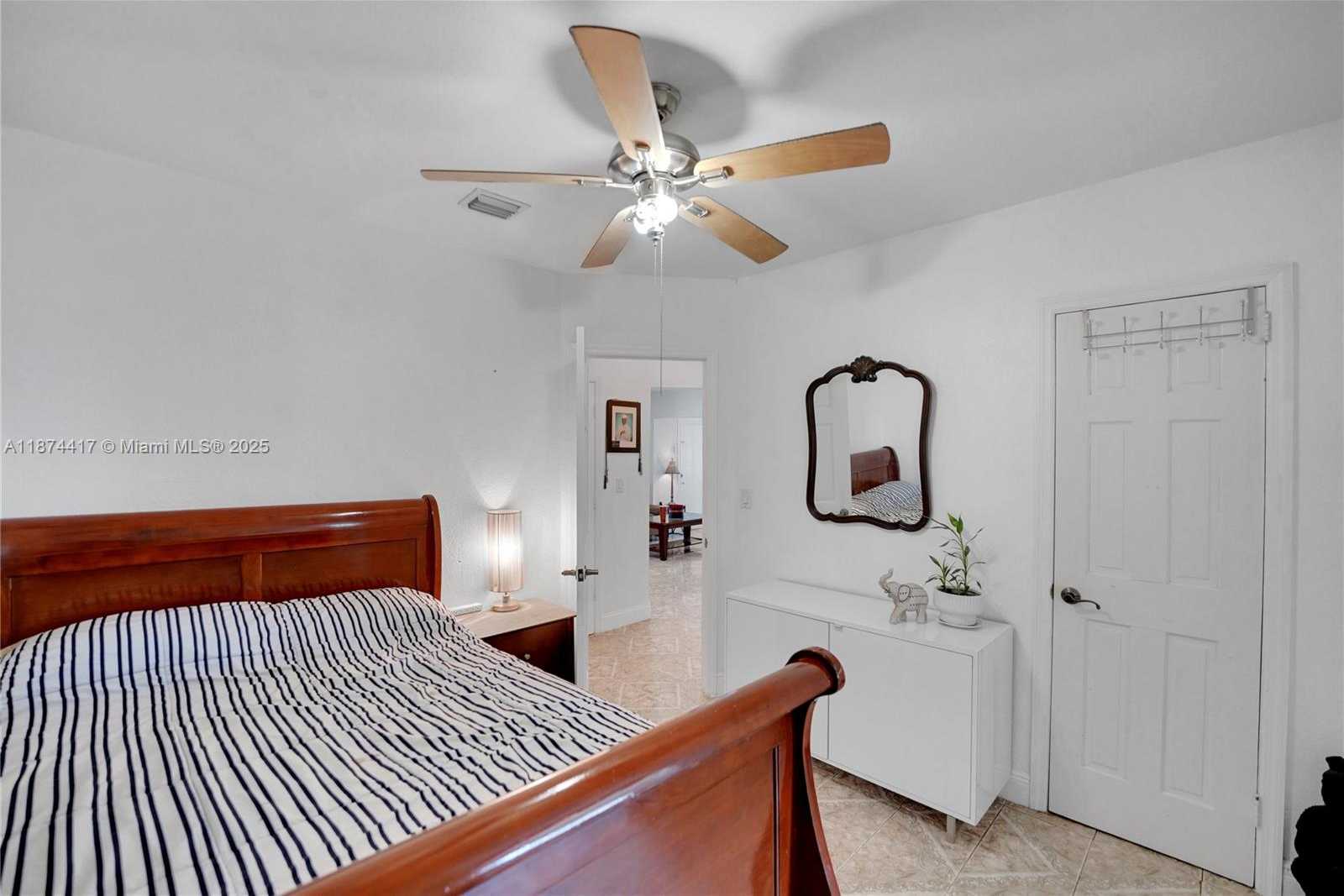 Small Image of 1260 NORTH EAST 135TH ST, North Miami Number 52