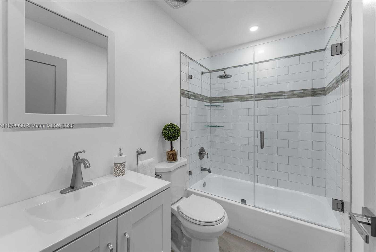 Small Image of 16300 SOUTH WEST 102ND ST, Miami Number 14