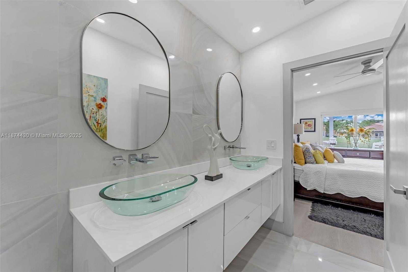 Small Image of 16300 SOUTH WEST 102ND ST, Miami Number 24
