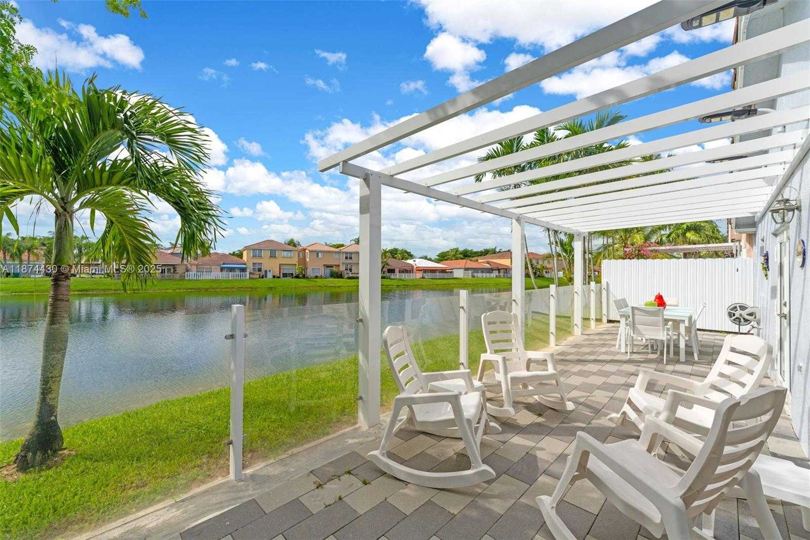 Small Image of 16300 SOUTH WEST 102ND ST, Miami Number 30