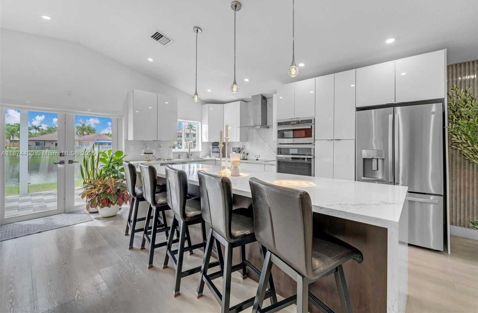 Small Image of 16300 SOUTH WEST 102ND ST, Miami Number 7