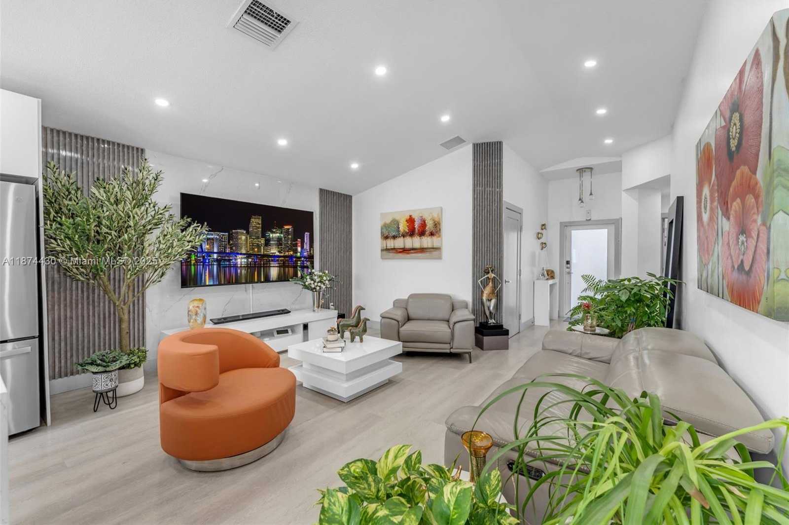 Small Image of 16300 SOUTH WEST 102ND ST, Miami Number 8