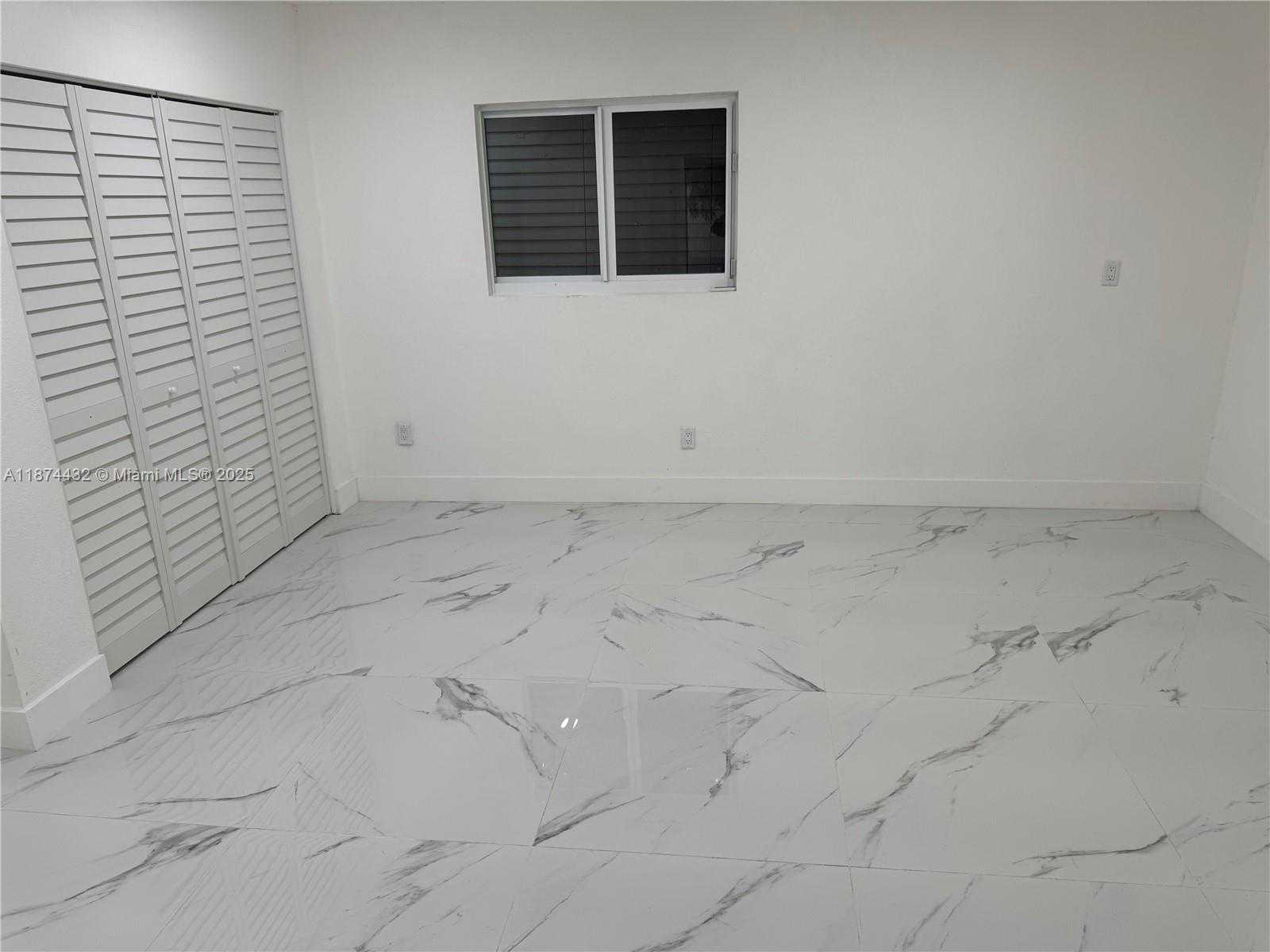 Small Image of 20819 NORTH WEST 41ST AVE RD, Miami Gardens Number 19