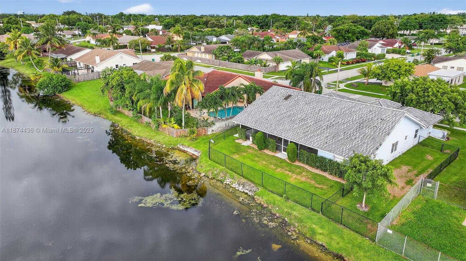 Small Image of 7891 NORTH WEST 90TH AVE, Tamarac Number 3