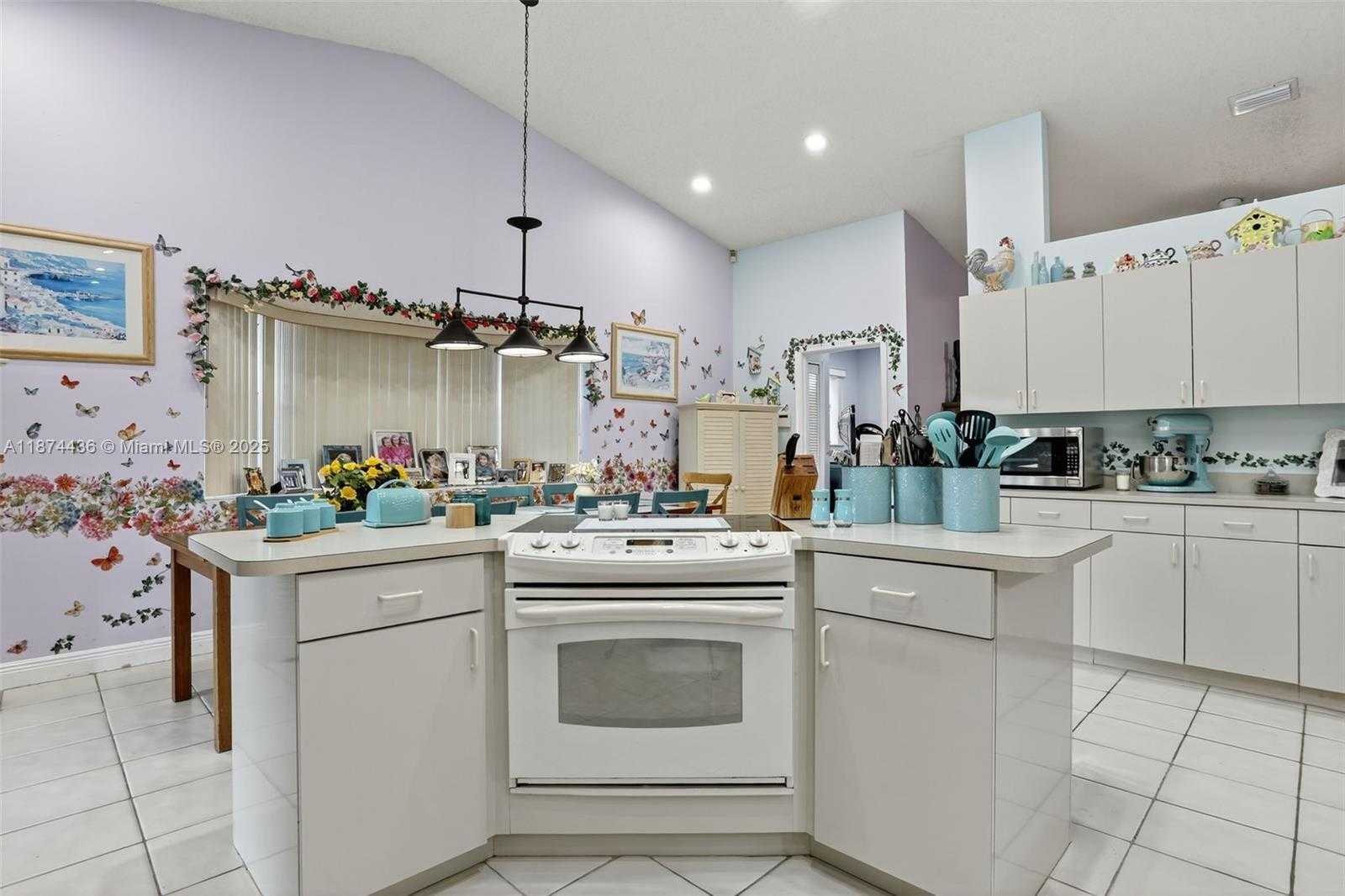 Small Image of 7891 NORTH WEST 90TH AVE, Tamarac Number 33