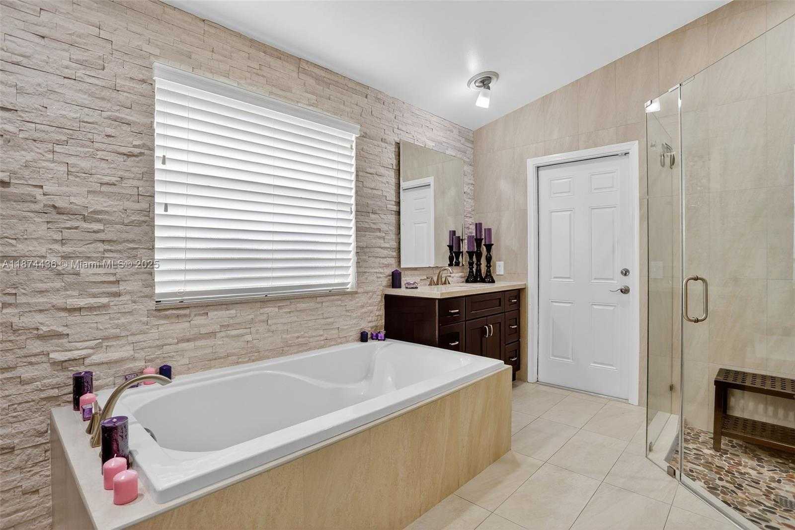 Small Image of 7891 NORTH WEST 90TH AVE, Tamarac Number 45