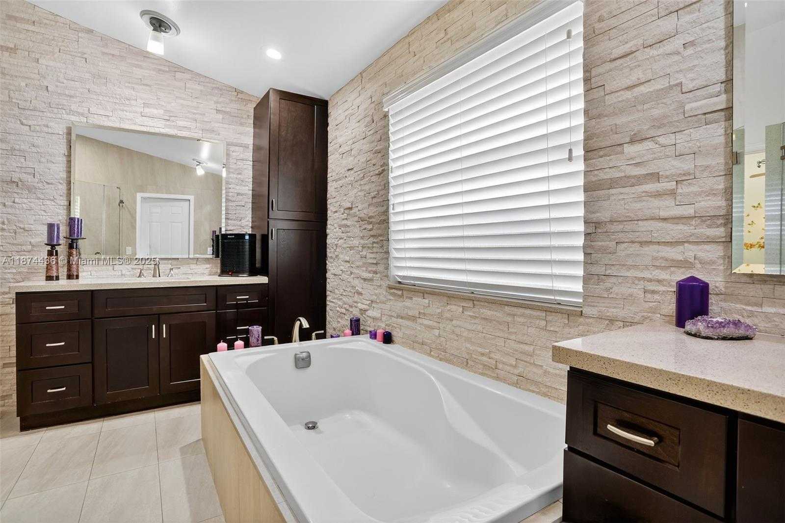 Small Image of 7891 NORTH WEST 90TH AVE, Tamarac Number 46