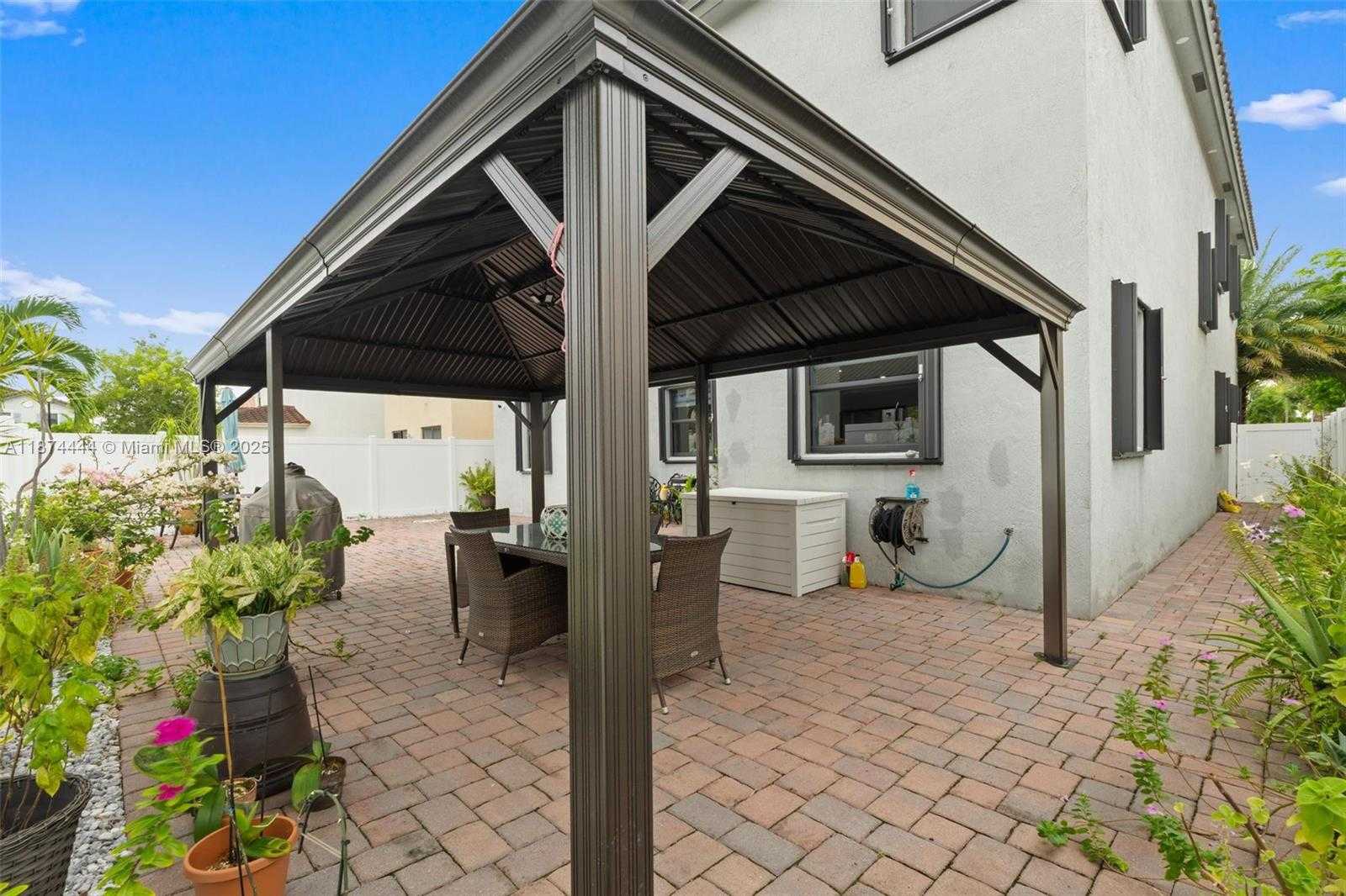 Small Image of 3521 WEST 92ND PL, Hialeah Number 18