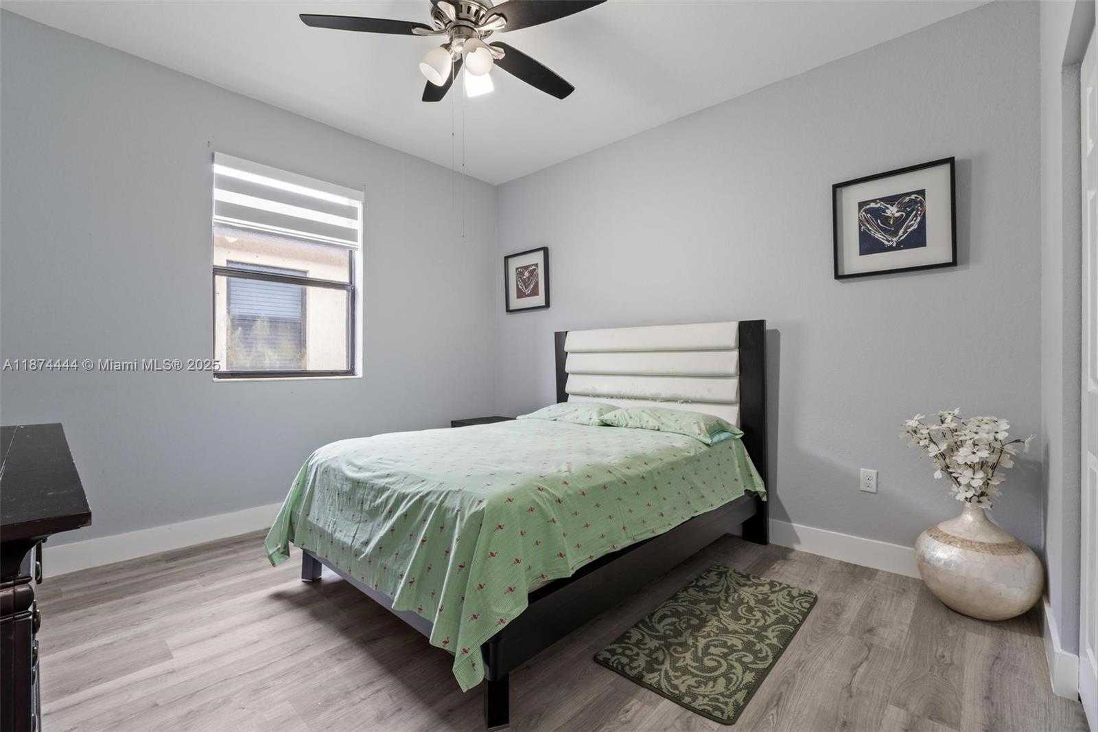 Small Image of 3521 WEST 92ND PL, Hialeah Number 27