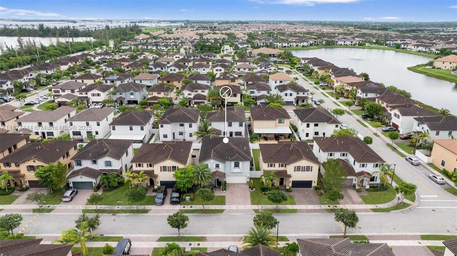 Small Image of 3521 WEST 92ND PL, Hialeah Number 33