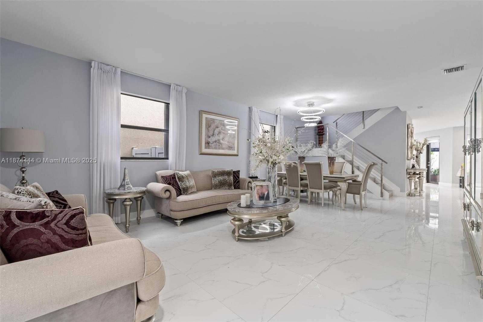 Small Image of 3521 WEST 92ND PL, Hialeah Number 6
