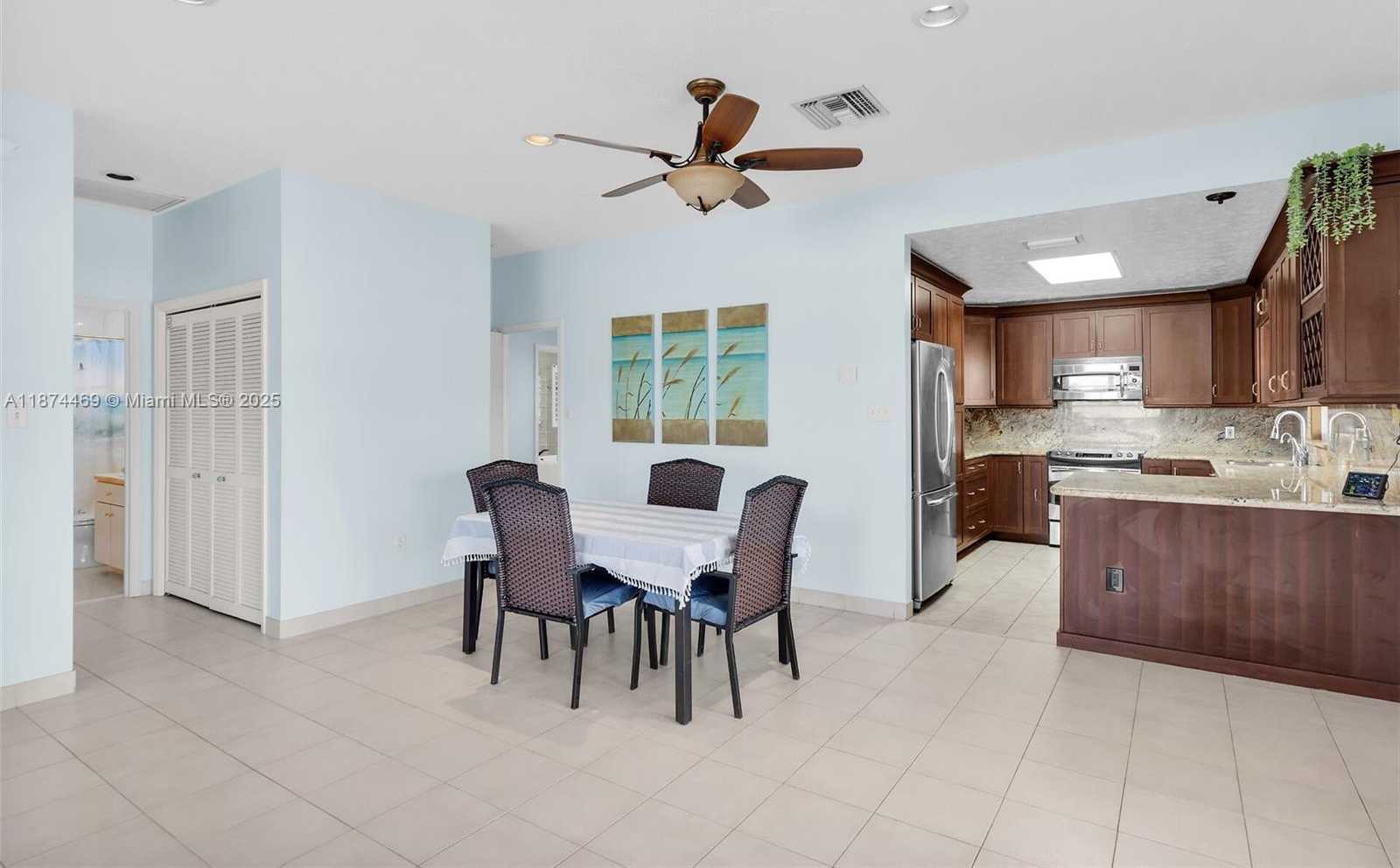 Small Image of 2663 EAST YELLOWTAIL AVE, Marathon Number 19