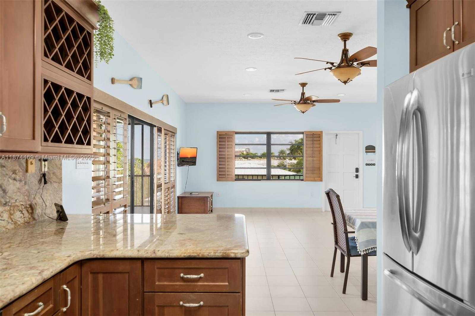 Small Image of 2663 EAST YELLOWTAIL AVE, Marathon Number 22