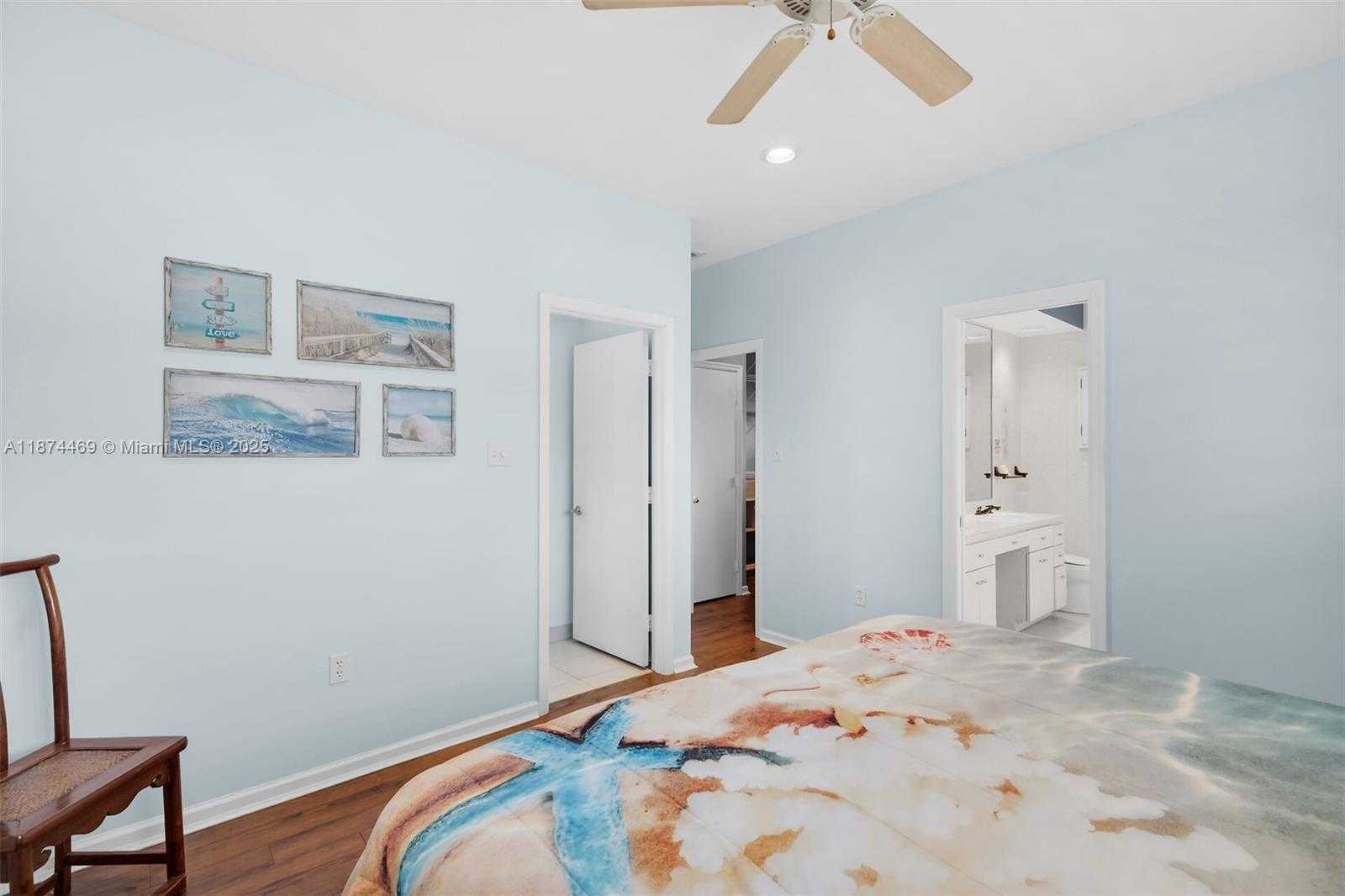 Small Image of 2663 EAST YELLOWTAIL AVE, Marathon Number 28
