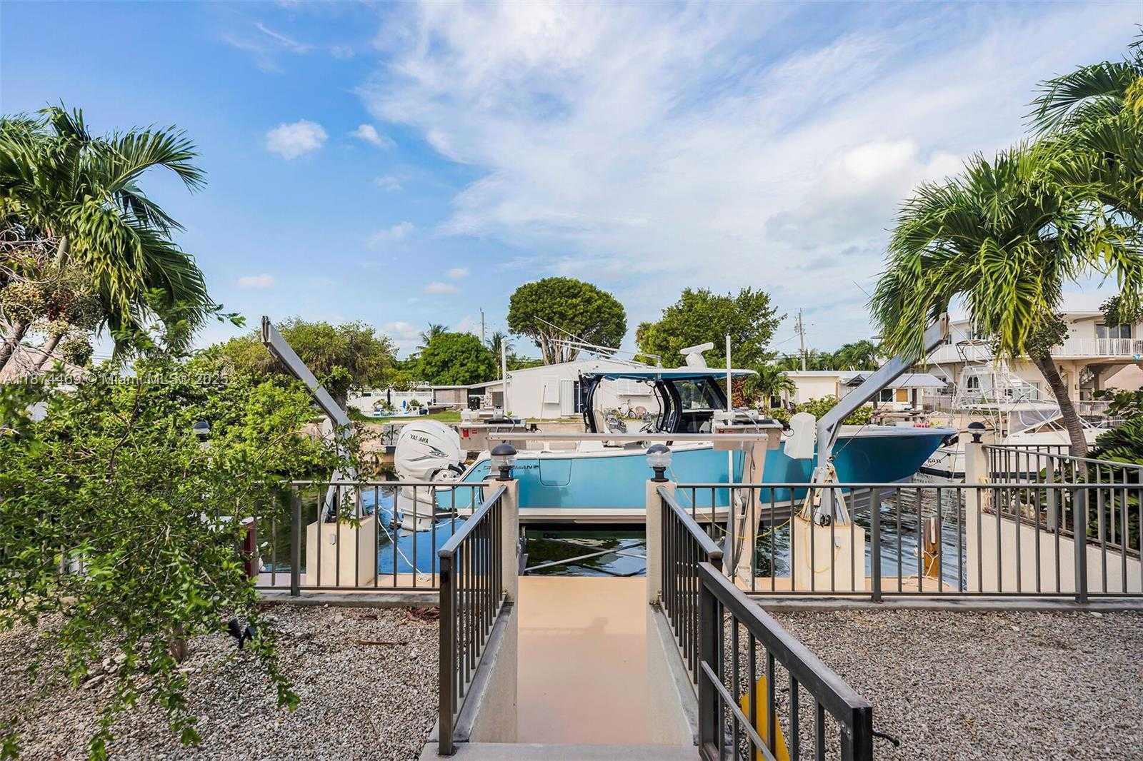 Small Image of 2663 EAST YELLOWTAIL AVE, Marathon Number 40