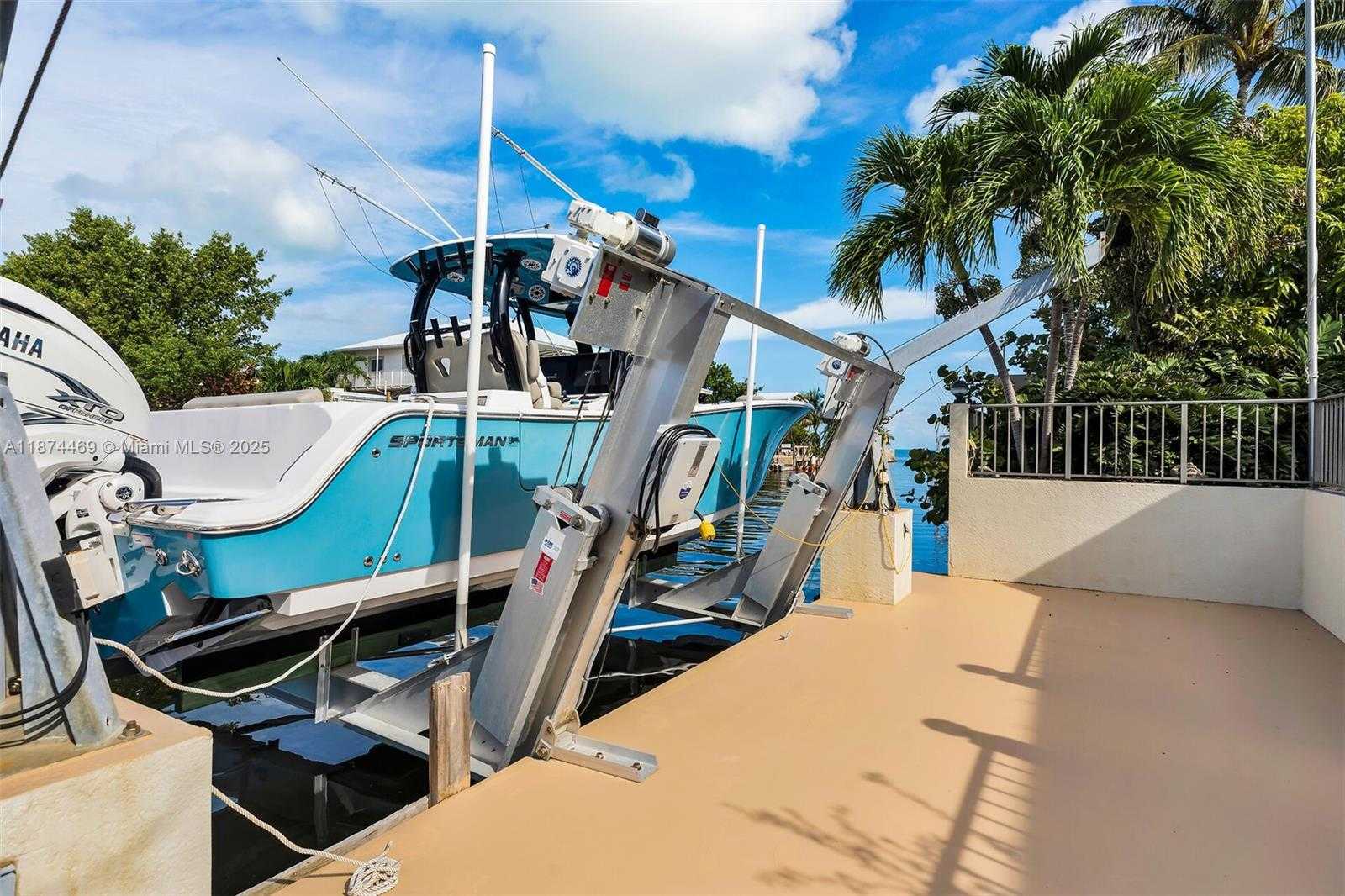 Small Image of 2663 EAST YELLOWTAIL AVE, Marathon Number 42