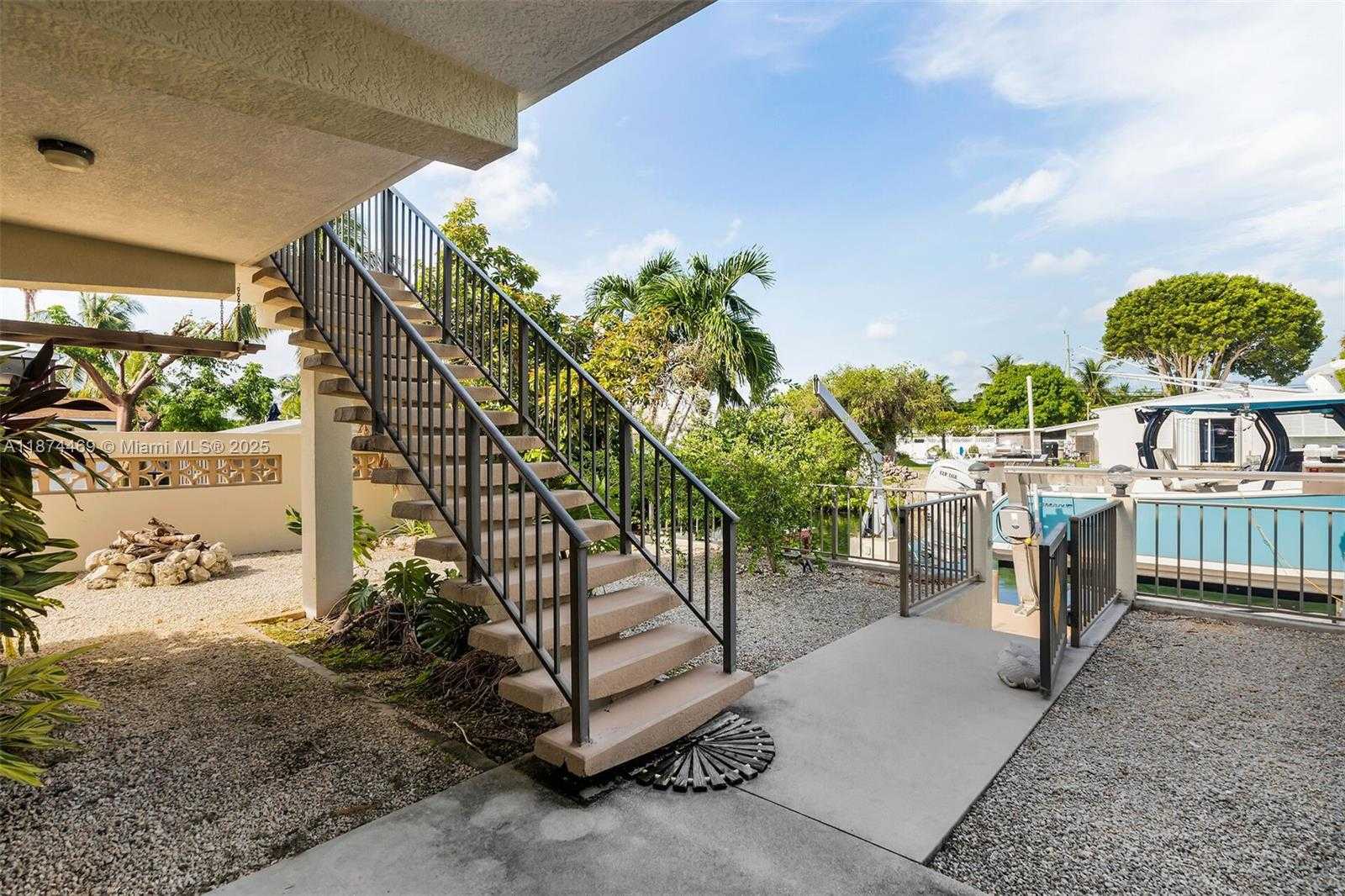 Small Image of 2663 EAST YELLOWTAIL AVE, Marathon Number 46