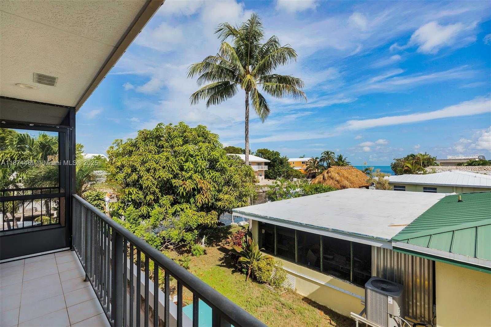 Small Image of 2663 EAST YELLOWTAIL AVE, Marathon Number 57