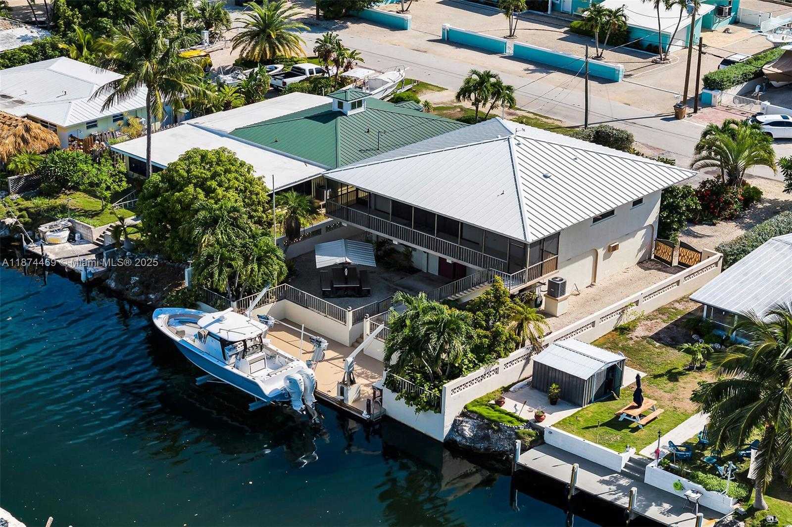 Small Image of 2663 EAST YELLOWTAIL AVE, Marathon Number 7