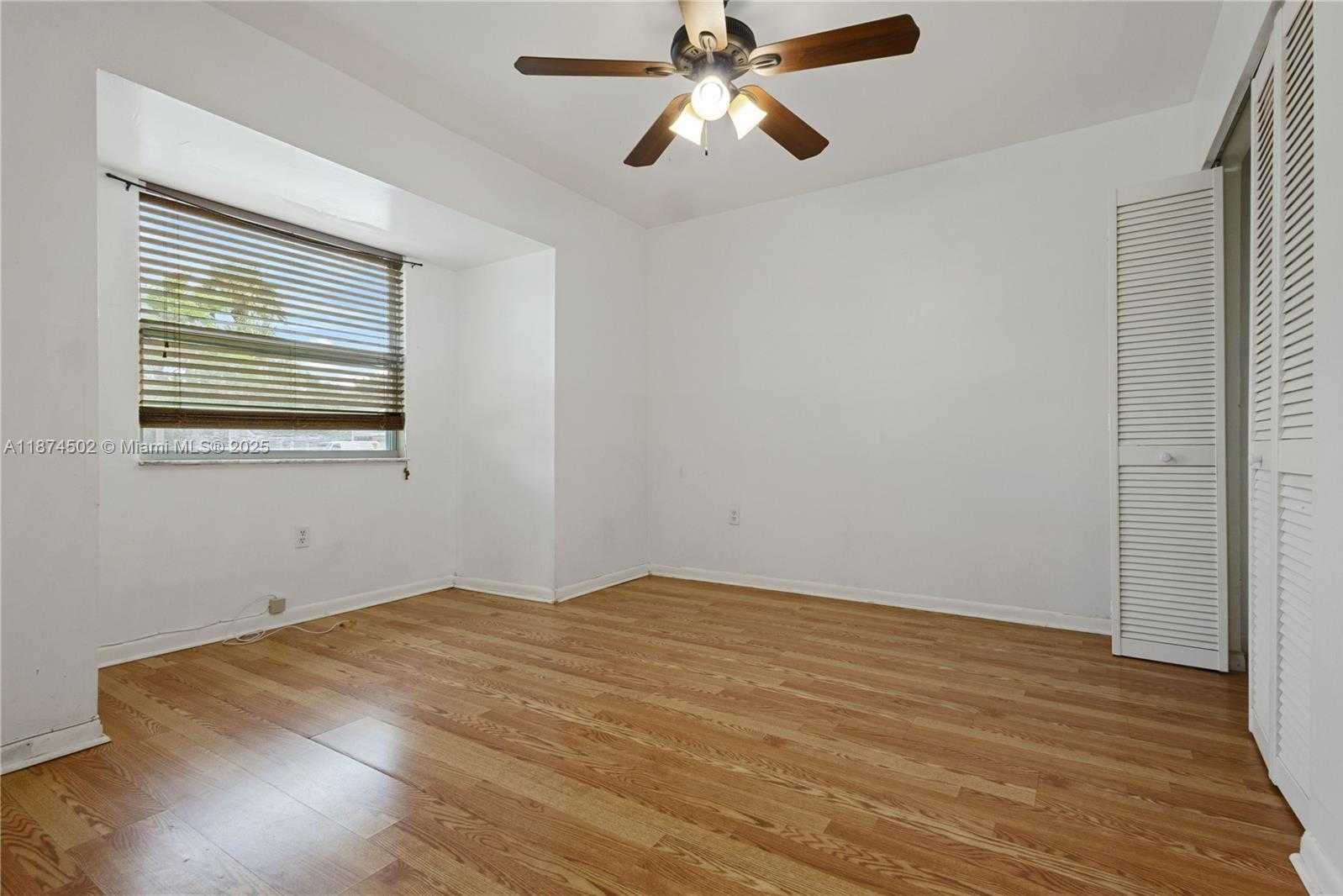 Small Image of 1141 SOUTH WEST 111TH WAY, Davie Number 25