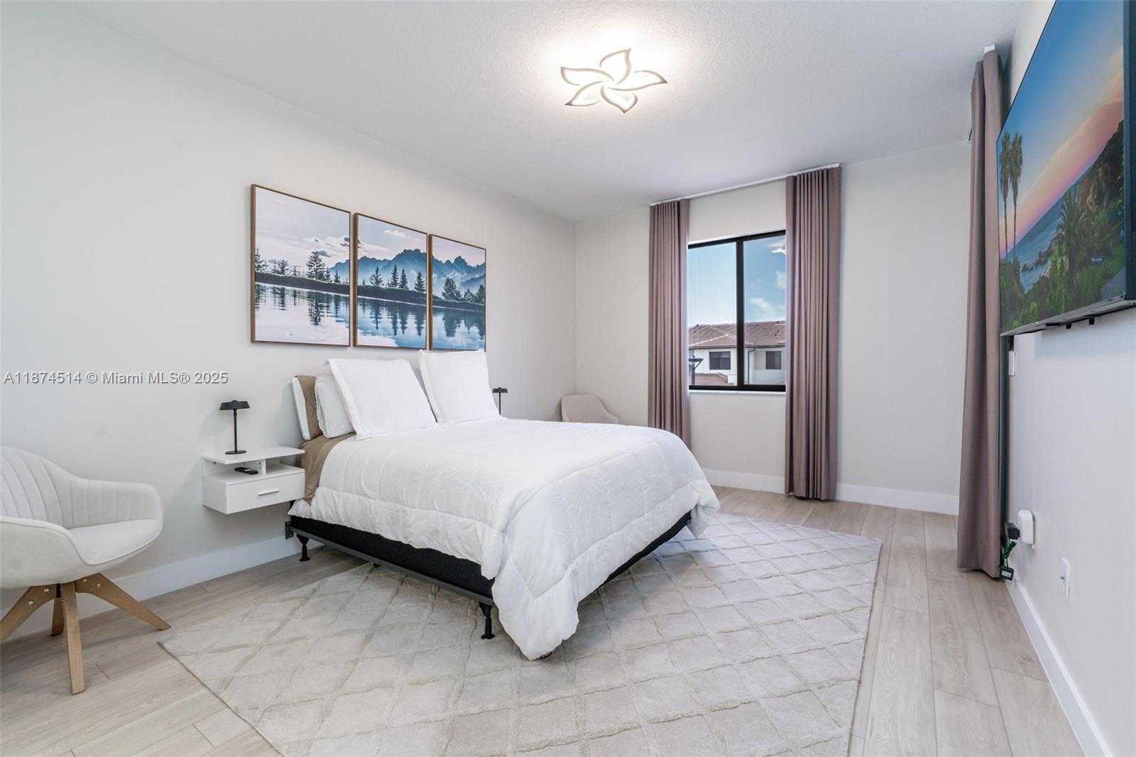 Small Image of 12070 SOUTH WEST 83RD PL, Miami Number 40