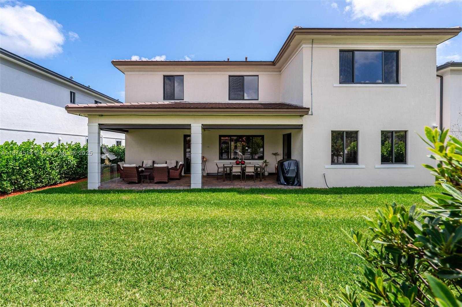 Small Image of 12070 SOUTH WEST 83RD PL, Miami Number 46