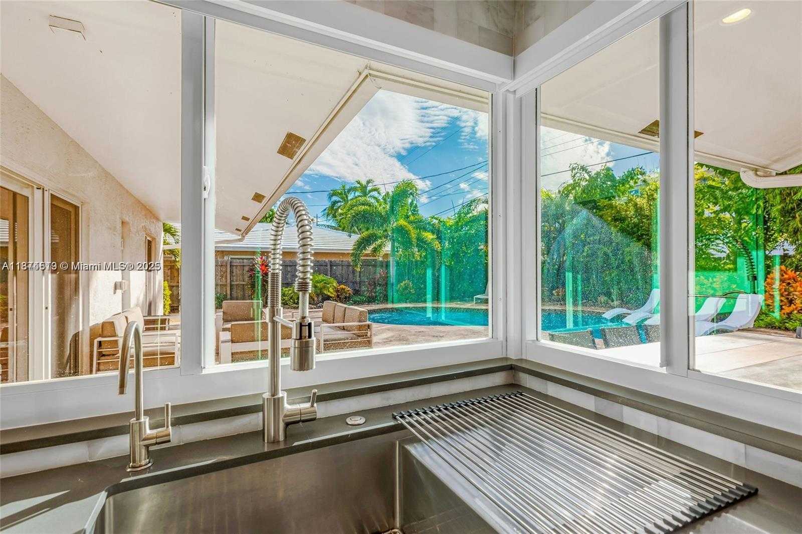 Small Image of 5131 NORTH EAST 26TH AVE, Fort Lauderdale Number 10