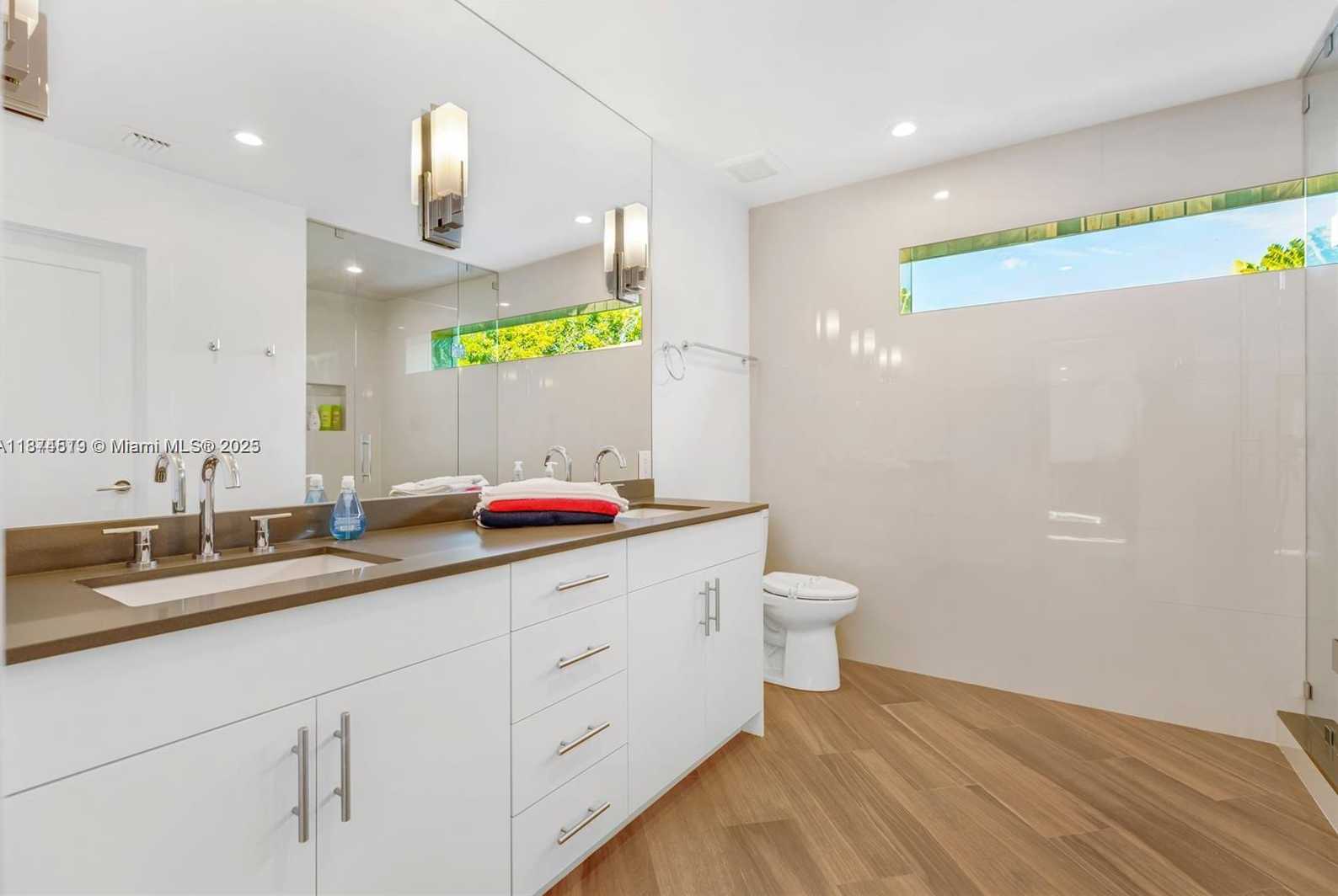Small Image of 5131 NORTH EAST 26TH AVE, Fort Lauderdale Number 15