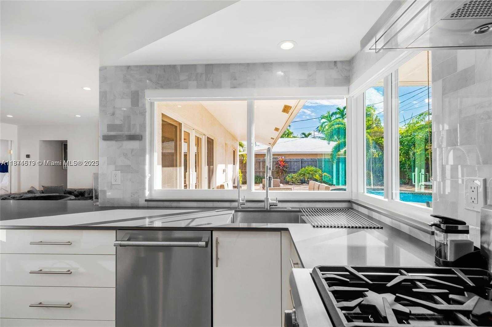 Small Image of 5131 NORTH EAST 26TH AVE, Fort Lauderdale Number 7