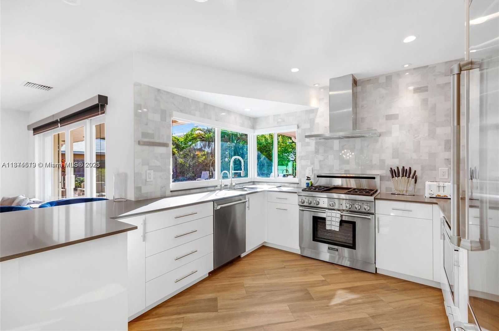 Small Image of 5131 NORTH EAST 26TH AVE, Fort Lauderdale Number 8