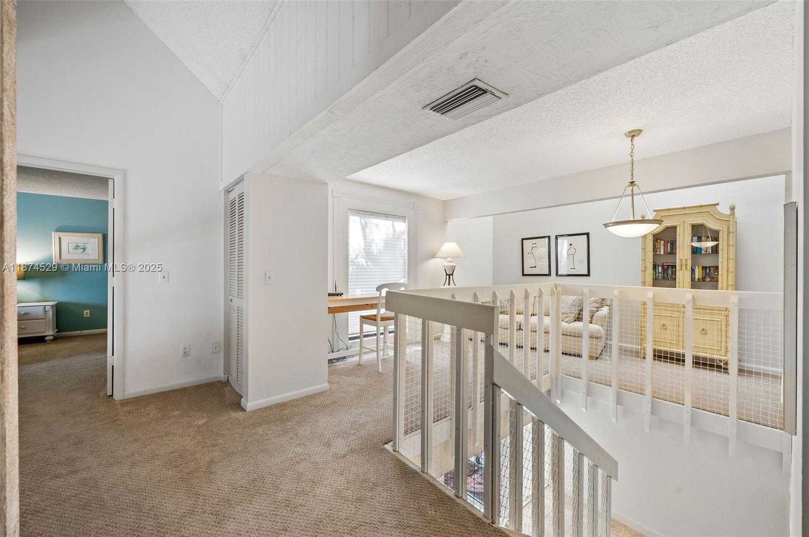 Small Image of 725 EL DORADO PKWY W, Cape Coral Number 21