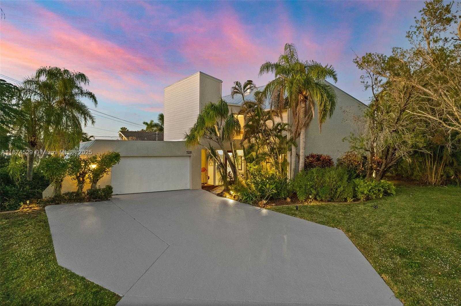Small Image of 725 EL DORADO PKWY W, Cape Coral Number 33