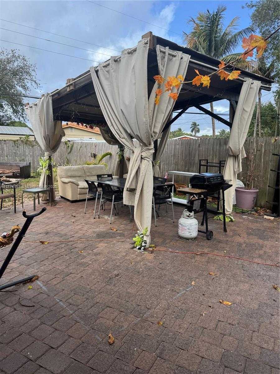 Small Image of 1625 NORTH WEST 9TH AVE, Fort Lauderdale Number 15