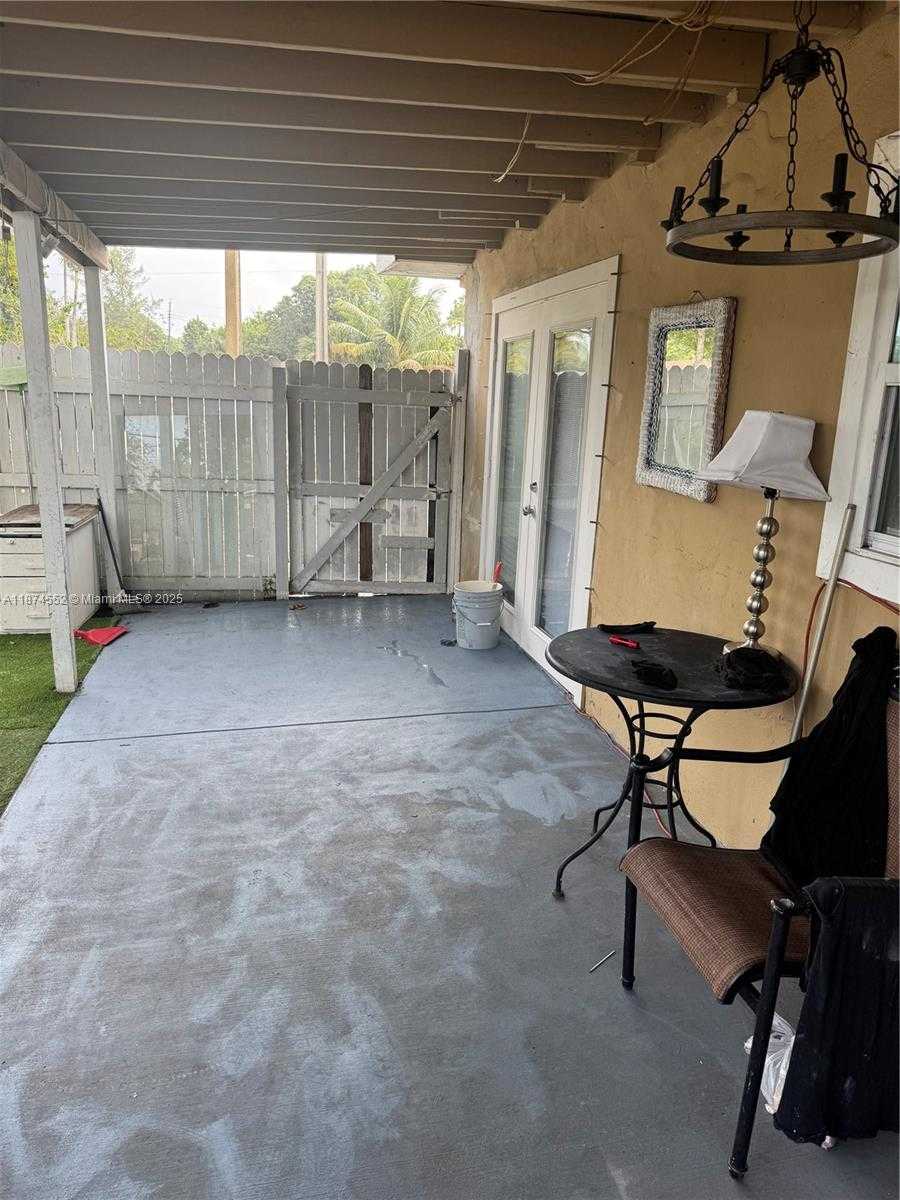 Small Image of 1625 NORTH WEST 9TH AVE, Fort Lauderdale Number 16