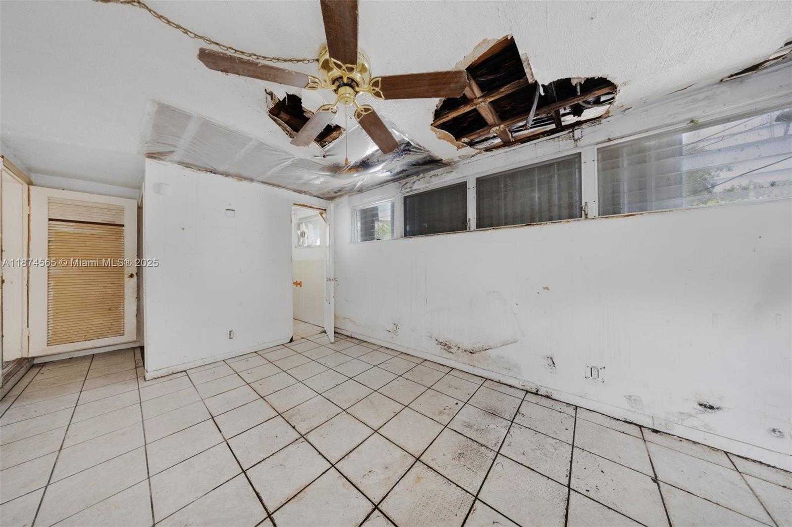 Small Image of 6721 SIMMS ST, Hollywood Number 18